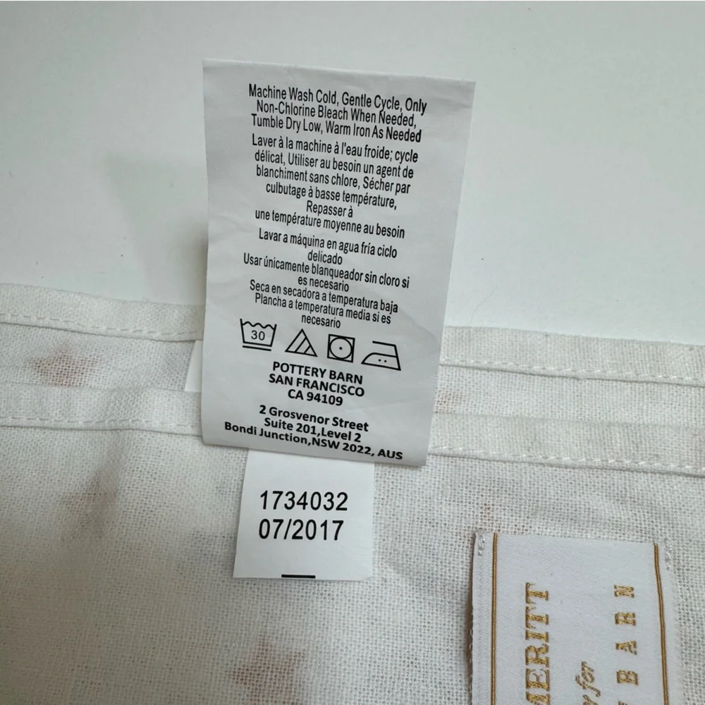 Emily & Meritt For Pottery Barn Guest Hand Towels Set of 2 Linen Cotton Blend